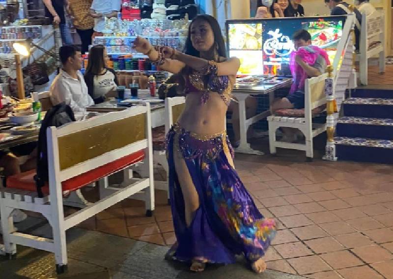 Kampong Glam Restaurant Apologises To Muslim Community For Belly Dance